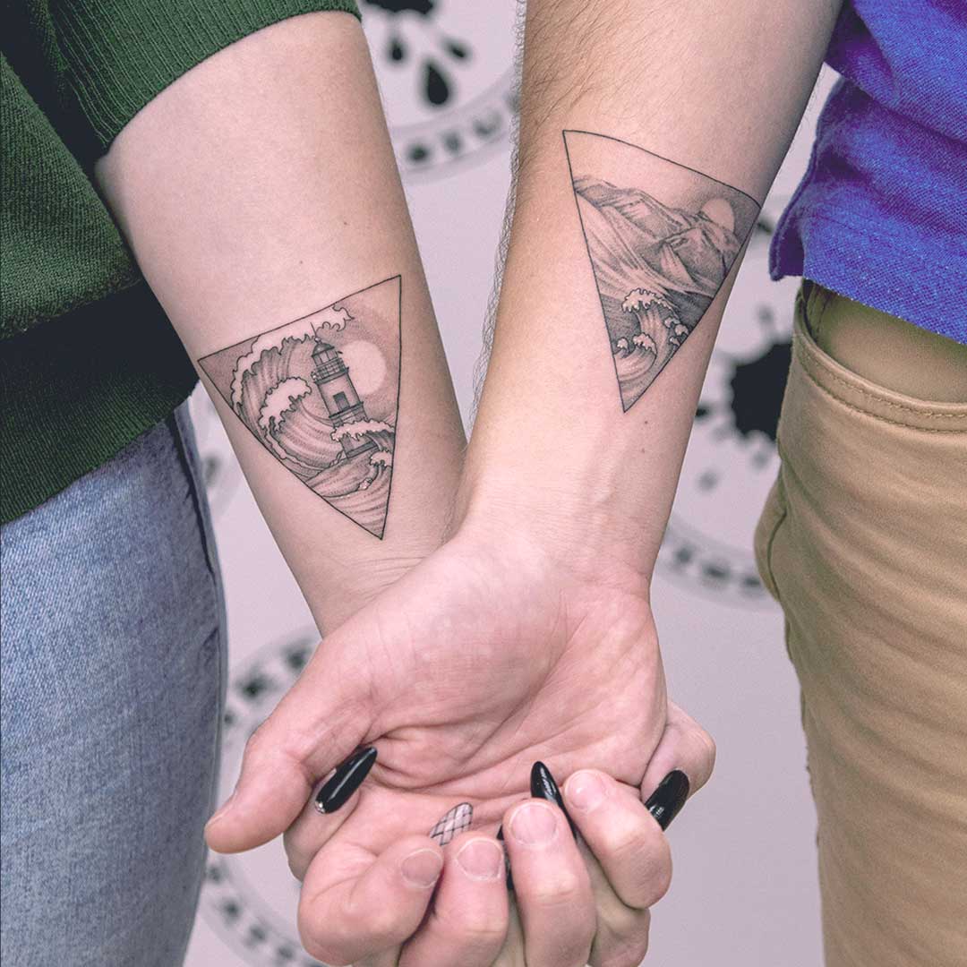 Парные татуировки для двоих влюбленных