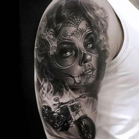 Мужское татуировки в стиле чикано на плече лицо девушки